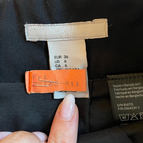 H&M Pencil Skirt - Picture 4 of 5